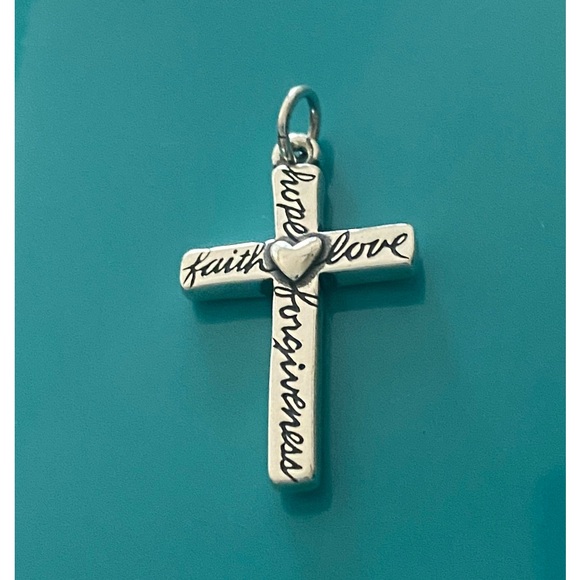 From the HEART Cross Pendant NEW SILVER/925 James Avery